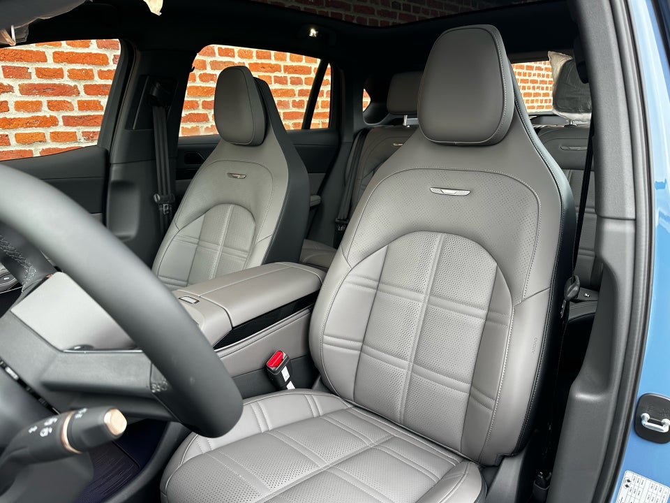 Hongqi EHS7 111 Exclusive 5d