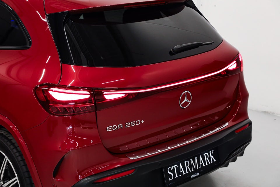 Mercedes EQA250+ AMG Advance Plus 5d