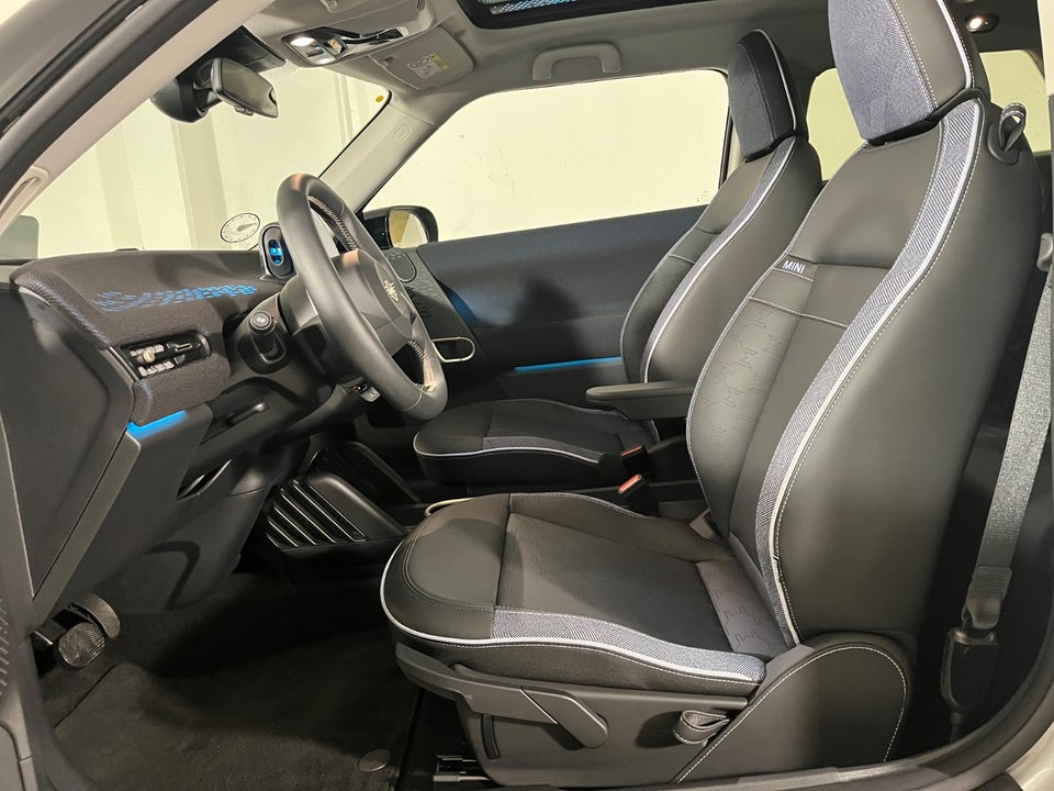 MINI Cooper SE Classic Trim M 3d