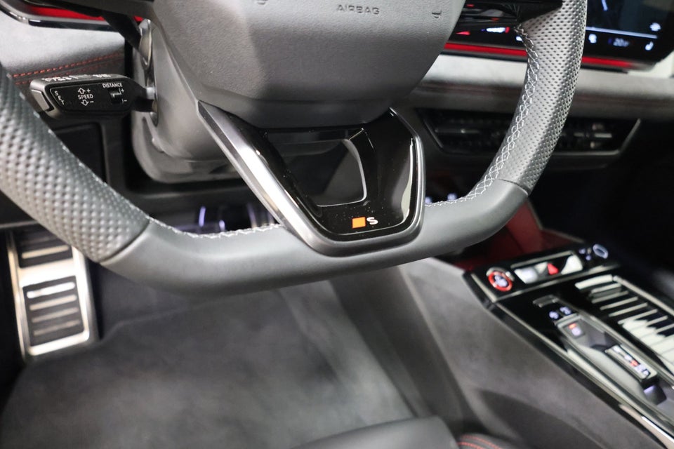 Audi S6 e-tron Avant quattro 5d