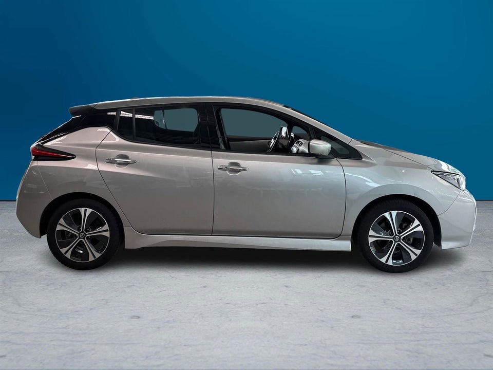 Nissan Leaf 40 N-Connecta 5d