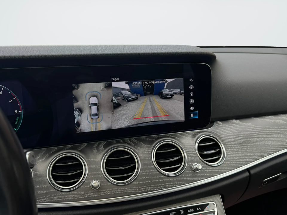 Mercedes E300 de 2,0 AMG Line aut. 4d