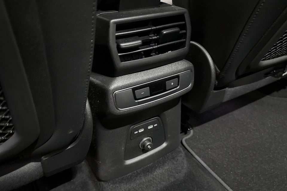 Audi Q4 e-tron 40 Attitude S-line 5d