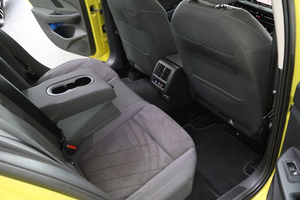 VW Golf VIII 1,5 eTSi 150 Style DSG 5d