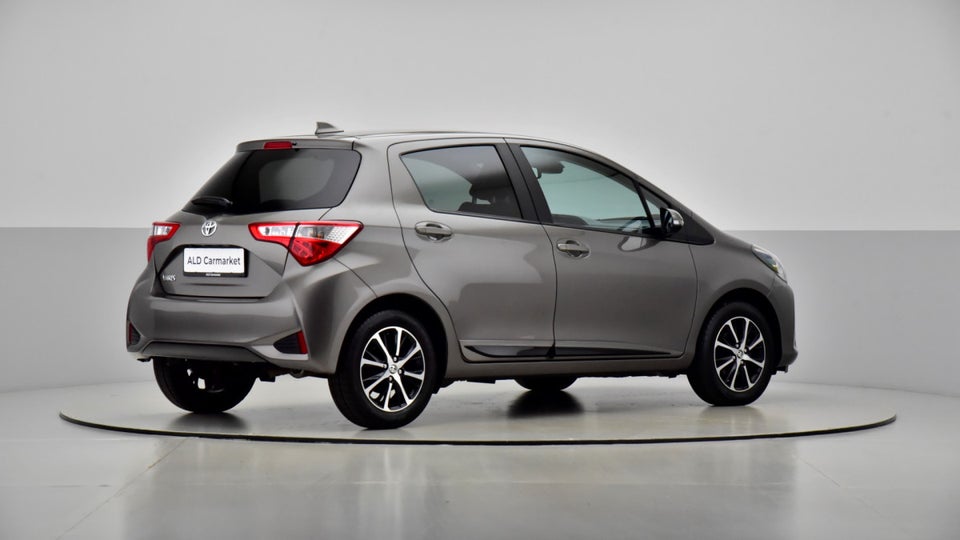 Toyota Yaris 1,5 VVT-iE T2 Limited 5d