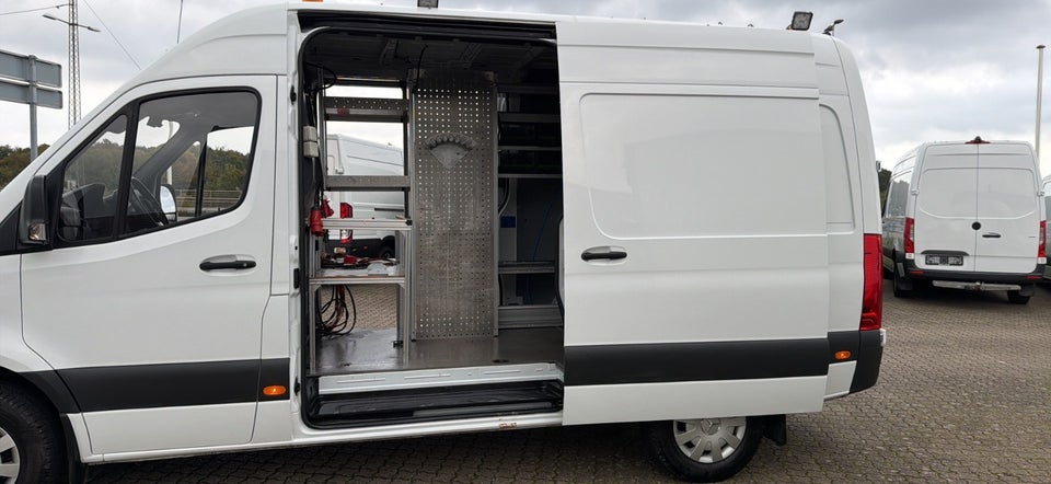 Mercedes Sprinter 317 2,0 CDi A2 Kassevogn aut. RWD