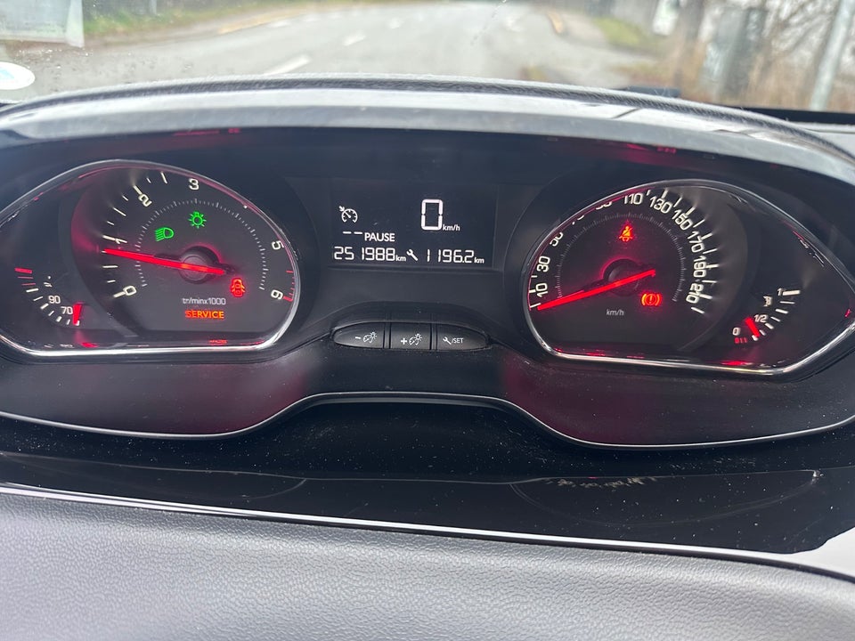 Peugeot 208 1,4 HDi 68 Active 5d