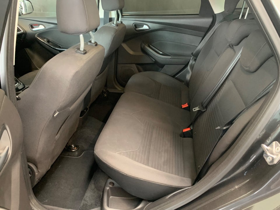 Ford Focus 1,0 SCTi 125 Business stc. 5d