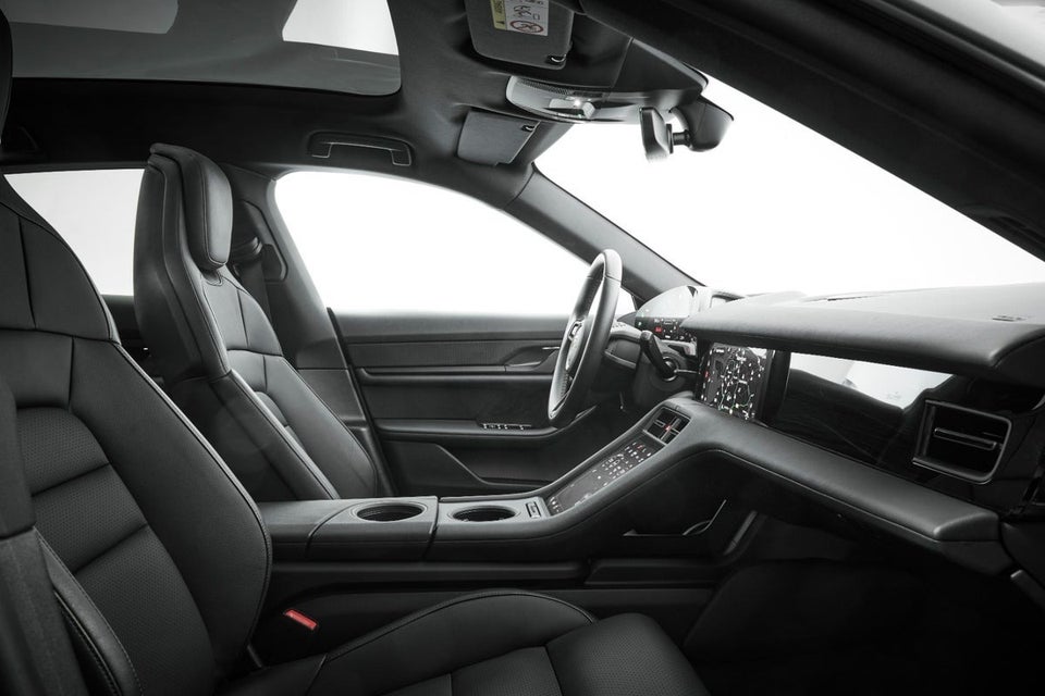 Porsche Taycan Sport Turismo 5d