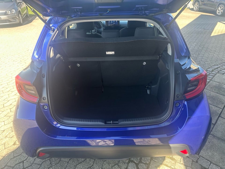 Toyota Yaris 1,5 Hybrid Style Technology e-CVT 5d