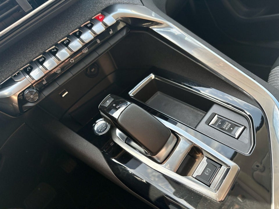 Peugeot 3008 1,6 Hybrid Allure Pack EAT8 5d