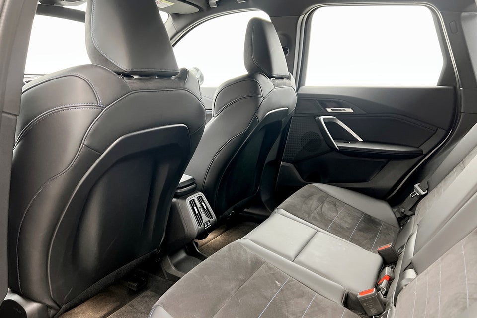 BMW iX1 eDrive20 M-Sport 5d