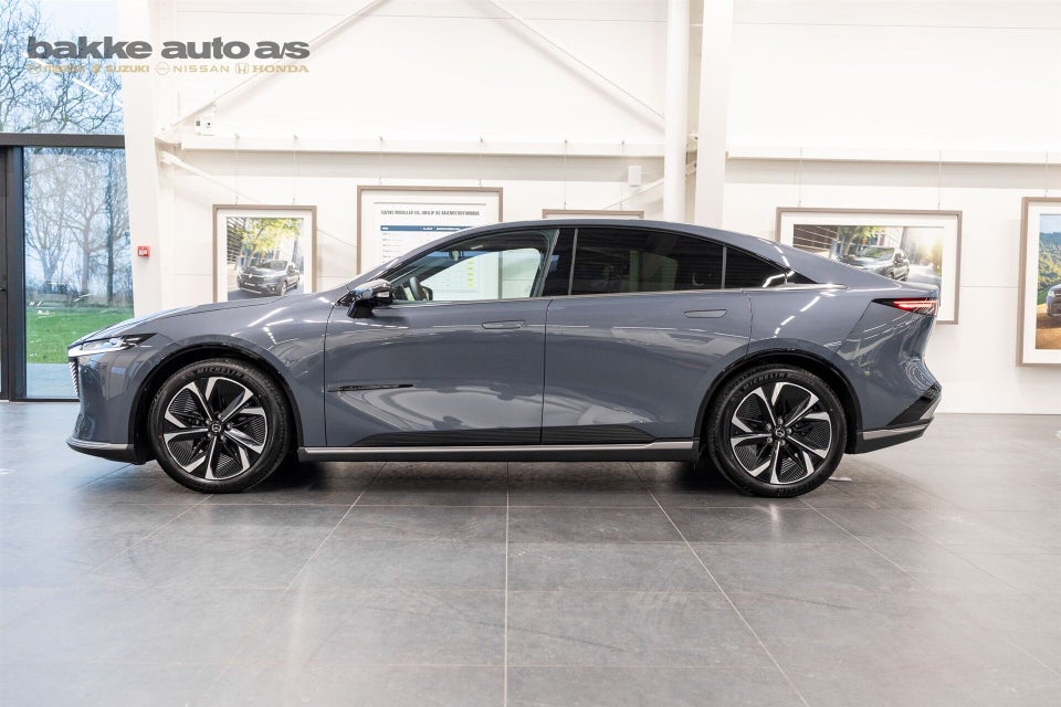 Mazda 6e Takumi 5d