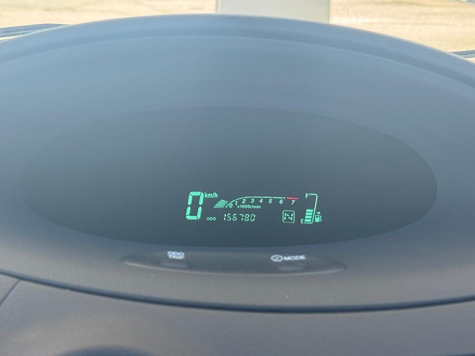 Toyota Yaris 1,0 Sol MMT 5d