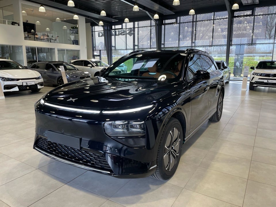 Xpeng G9 Standard Range 5d