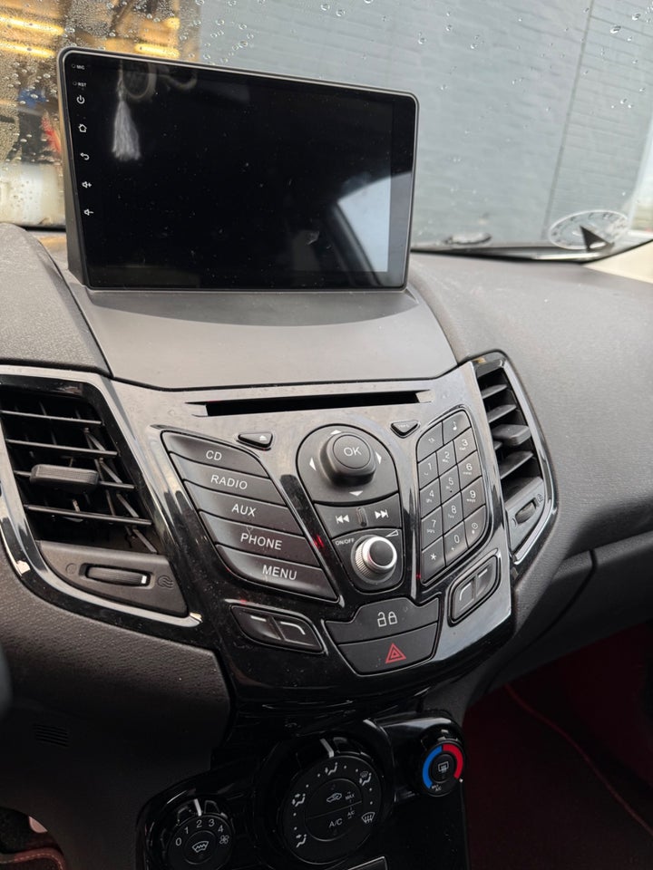 Ford Fiesta 1,0 65 Titanium 3d