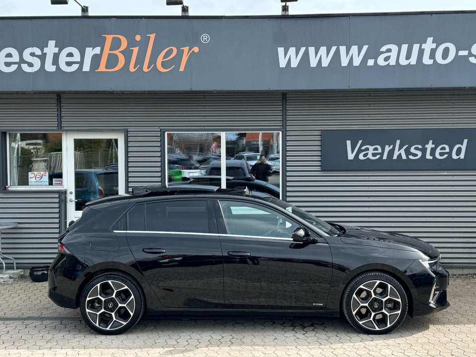 Opel Astra 1,6 PHEV Ultimate aut. 5d