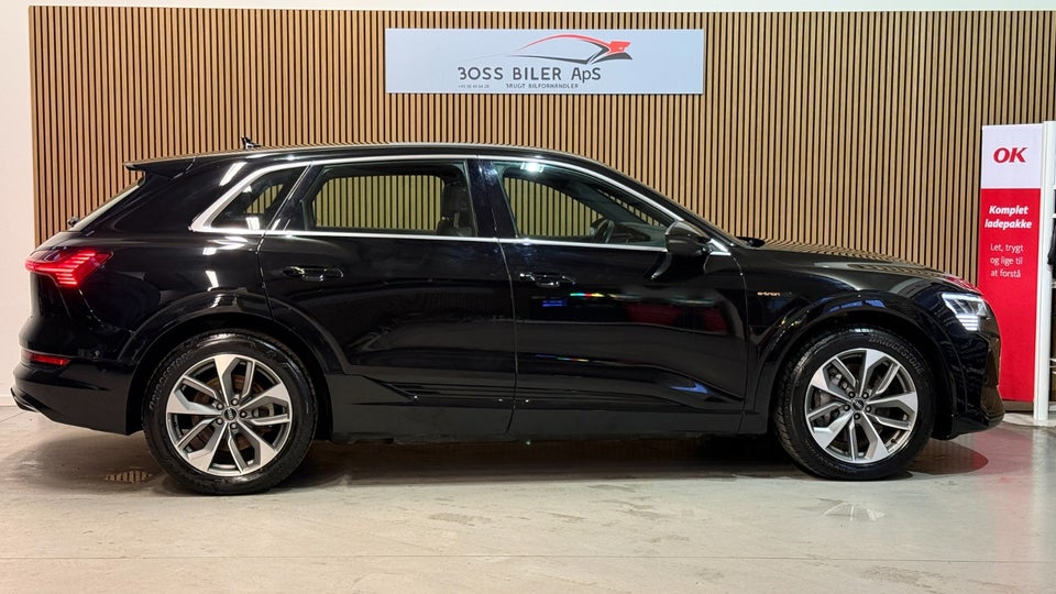 Audi e-tron 55 S-line quattro 5d