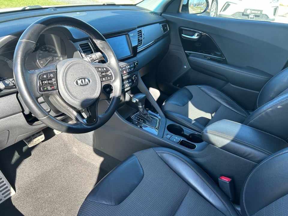 Kia Niro 1,6 PHEV Advance DCT 5d