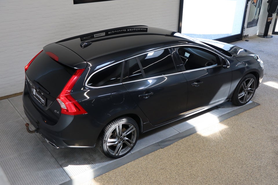 Volvo V60 2,0 D4 181 Momentum aut. Van 5d