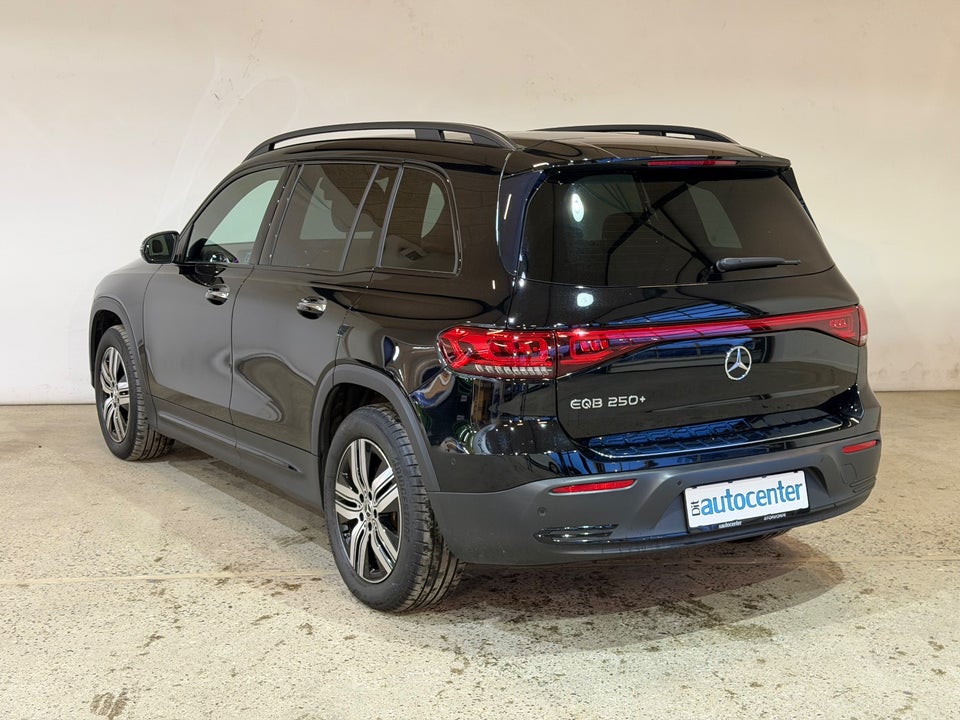 Mercedes EQB250+ Progressive 5d
