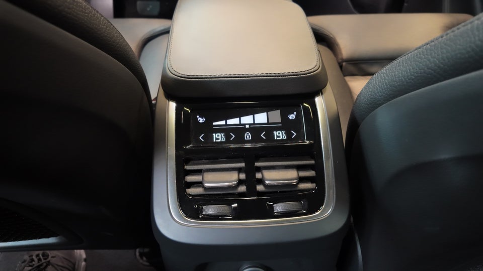 Volvo XC90 2,0 T8 ReCharge Ultimate Bright aut. AWD 7prs 5d