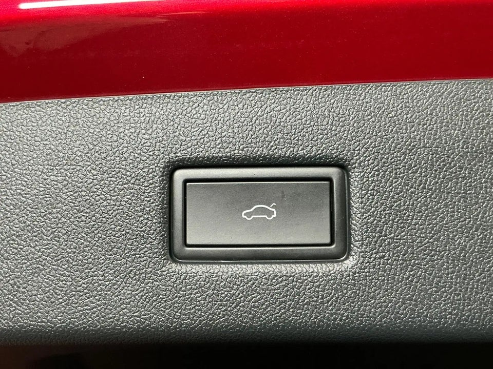 Ford Explorer 82 Premium Extended Range 5d