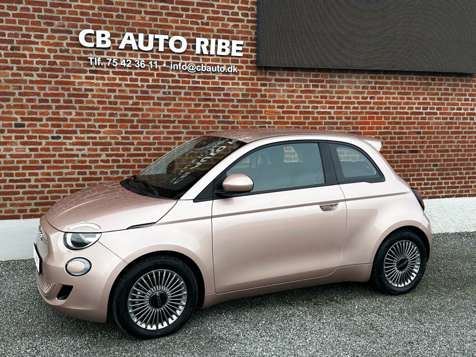 Fiat 500e 42 Icon 3d