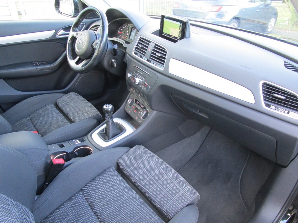 Audi Q3 1,4 TFSi 150 Sport 5d