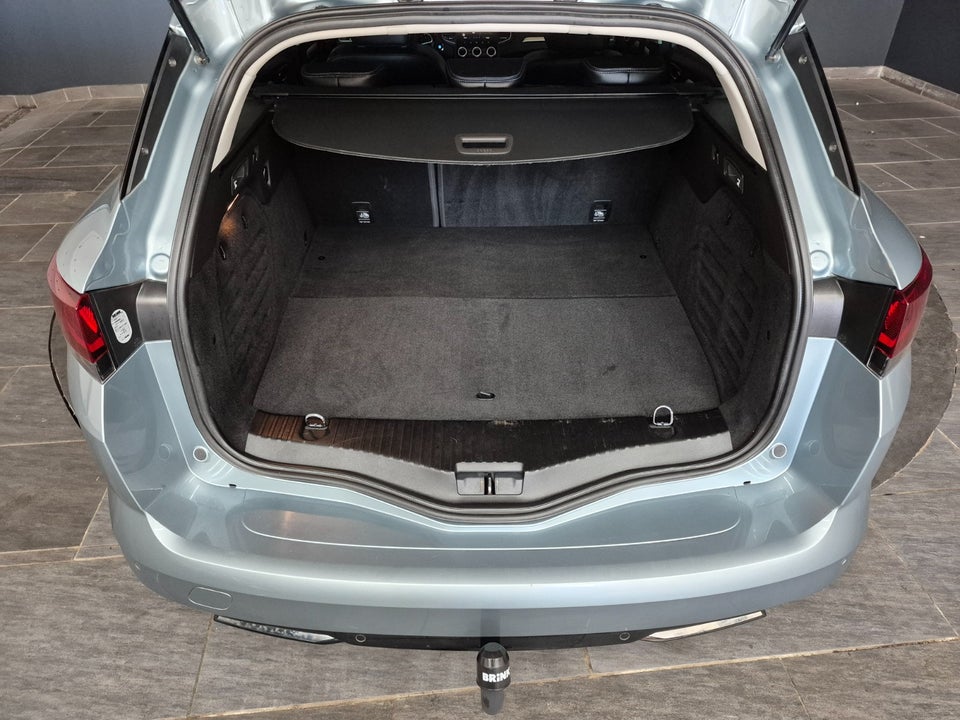 Renault Megane IV 1,6 E-Tech Intens Sport Tourer 5d
