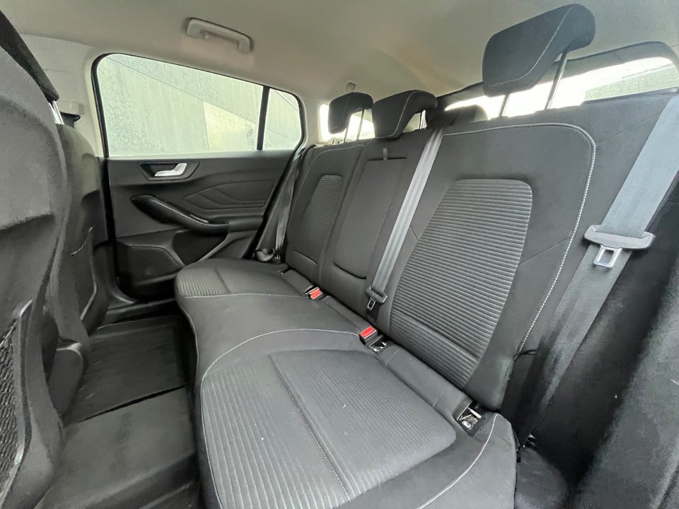 Ford Focus 1,0 EcoBoost Titanium stc. 5d