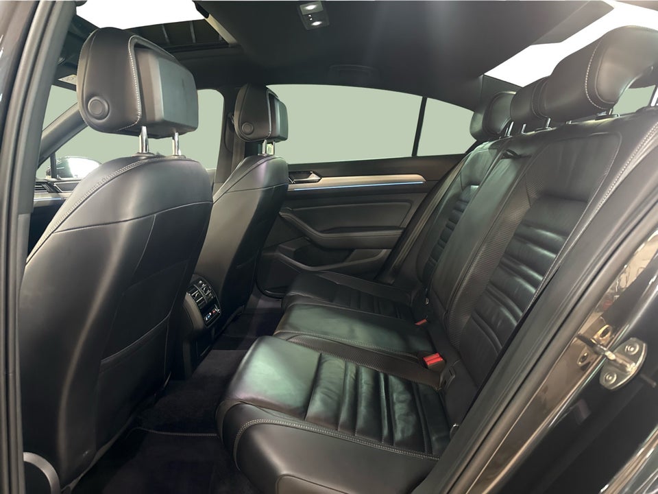 VW Passat 1,4 TSi 150 R-line DSG 4d