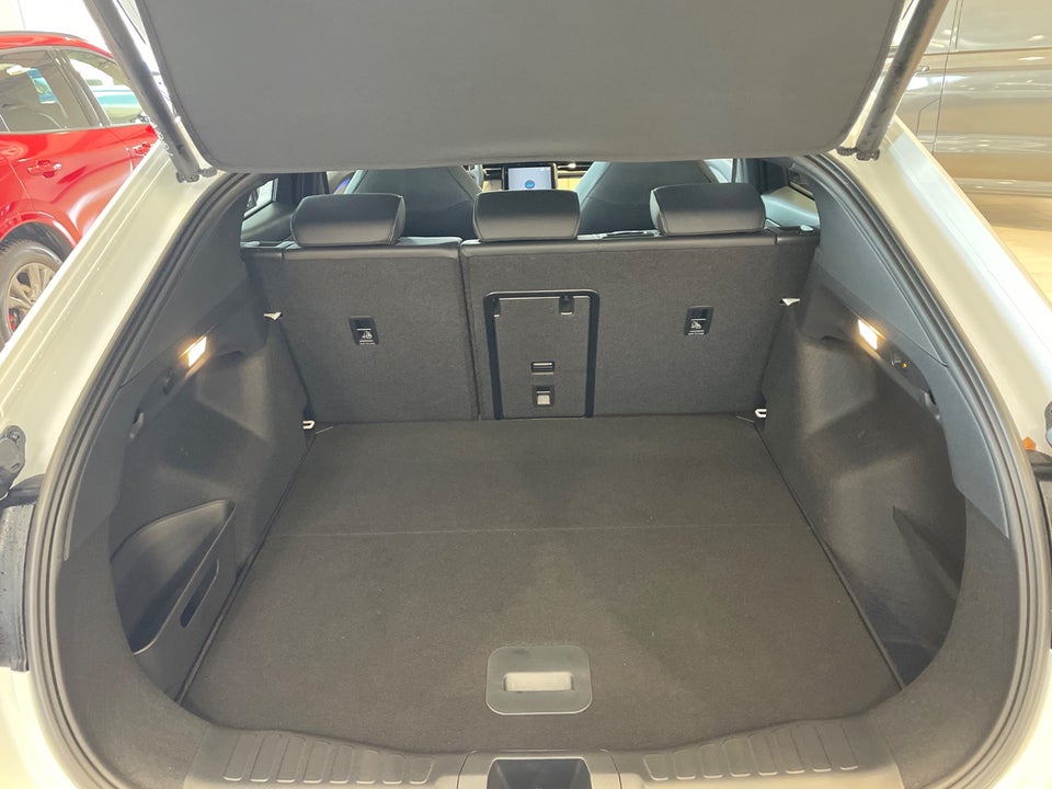 Ford Capri 82 Premium Extended Range 5d