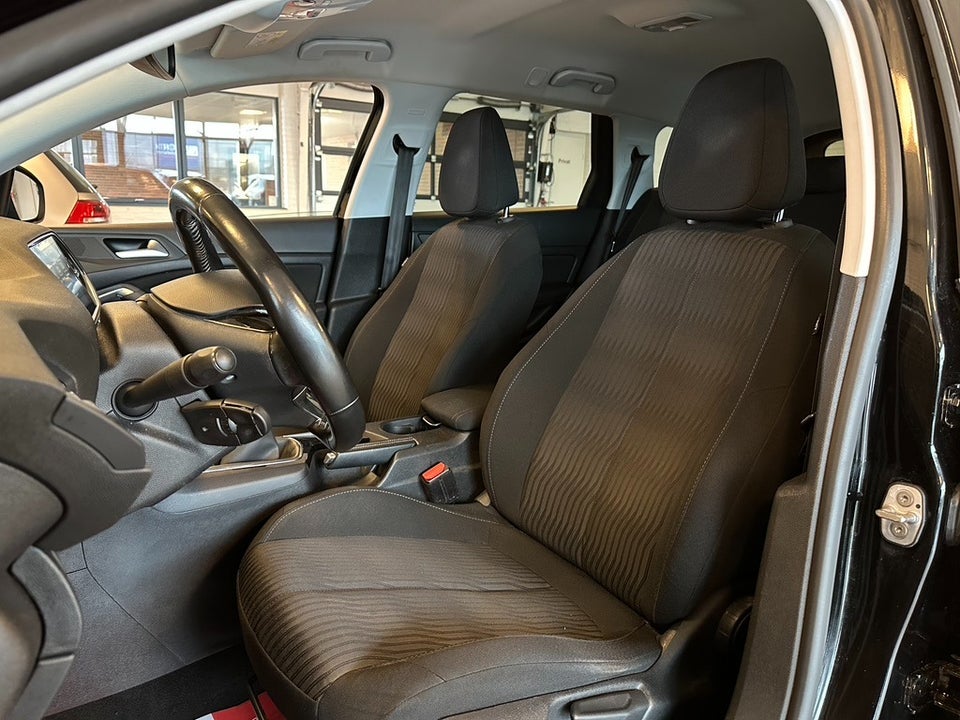 Peugeot 308 1,6 BlueHDi 120 Active SW 5d