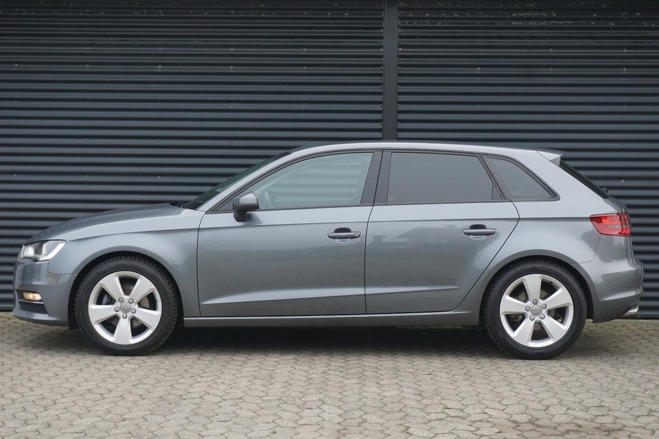 Audi A3 1,4 TFSi 140 Ambition Sportback 5d