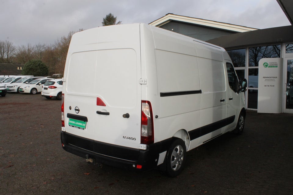 Nissan NV400 2,3 dCi 150 L2H2 Kassevogn