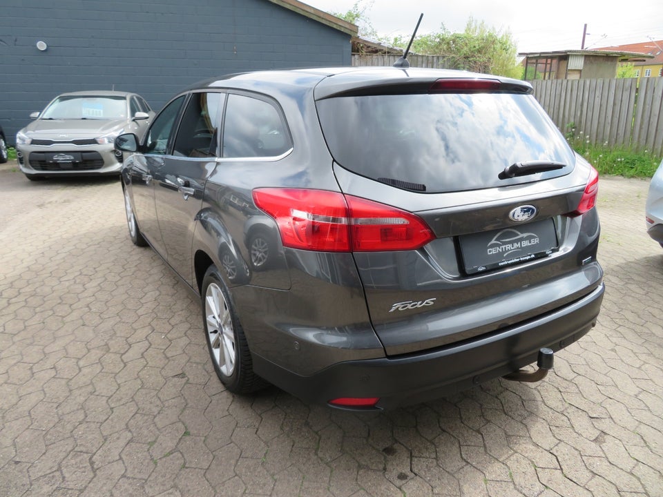 Ford Focus 1,0 EcoBoost Titanium stc. 5d