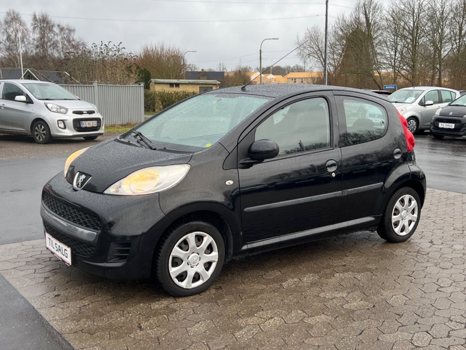 Peugeot 107 1,0 Active 5d