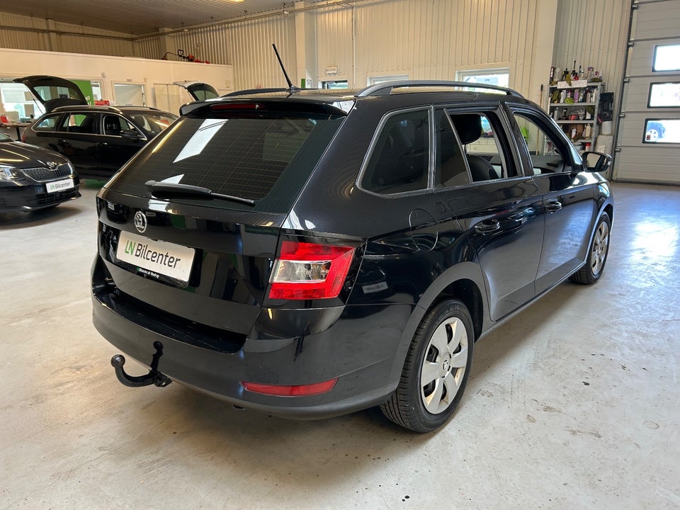 Skoda Fabia 1,0 TSi 110 Ambition Combi DSG 5d