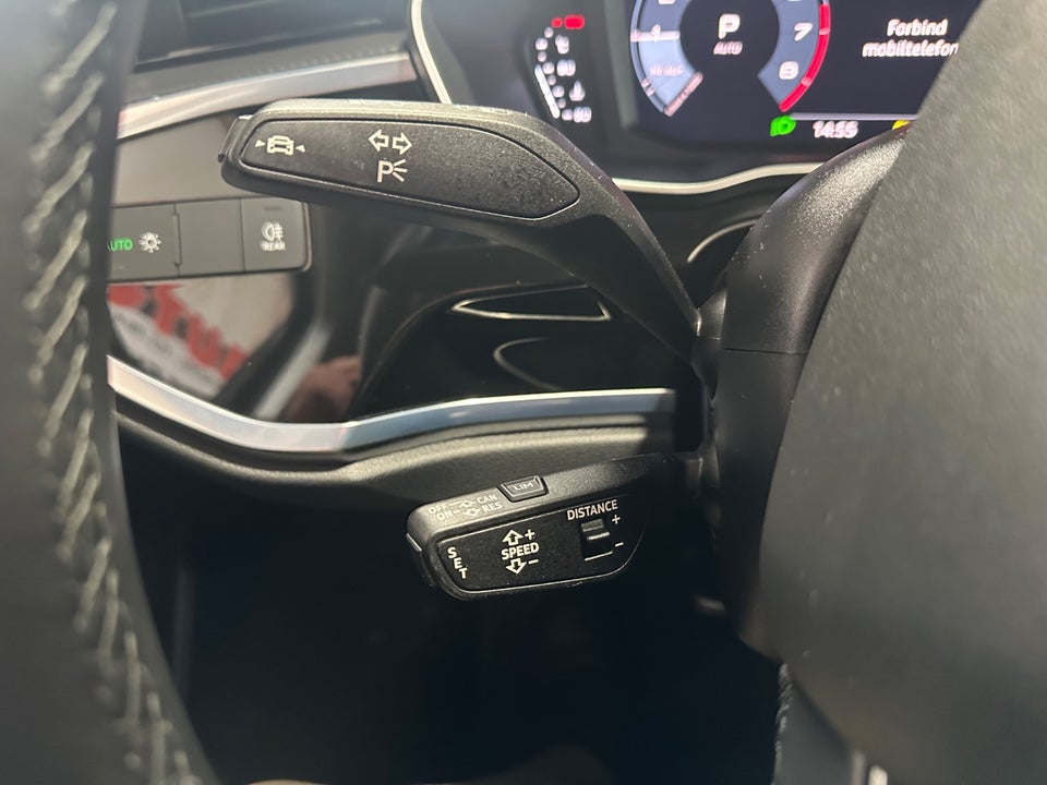 Audi Q3 35 TFSi Prestige S-tr. Van 5d