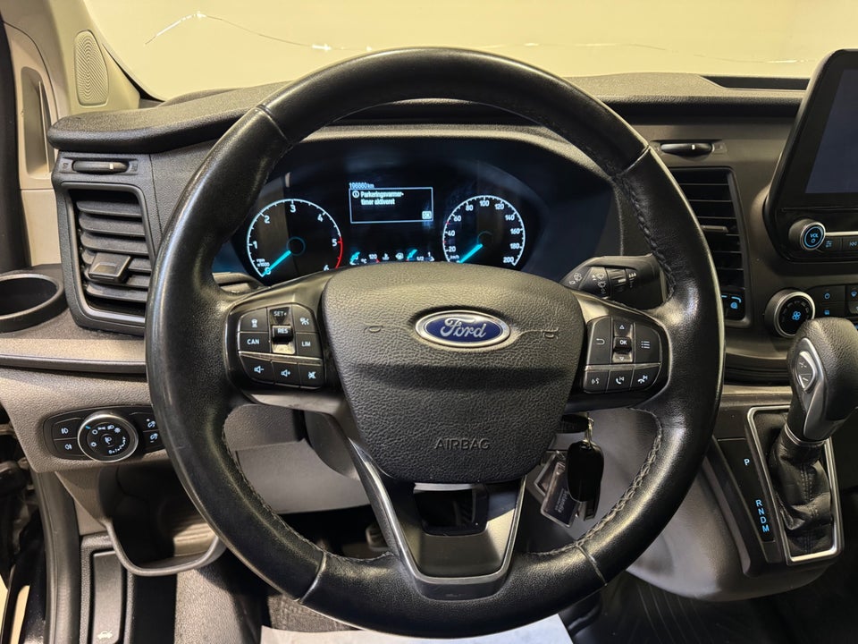 Ford Transit Custom 300 L1 2,0 TDCi 130 Active aut.