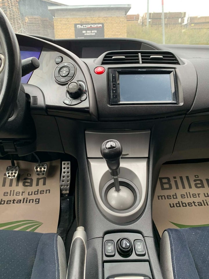 Honda Civic 1,8 Sport 5d