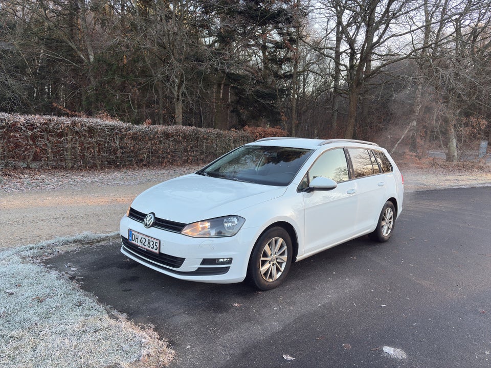 VW Golf VII 1,6 TDi 105 Comfortline Variant DSG BM 5d