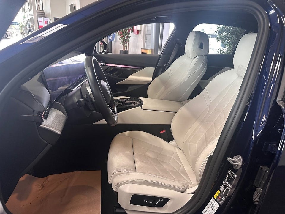 BMW i5 eDrive40 M-Sport Pro 4d