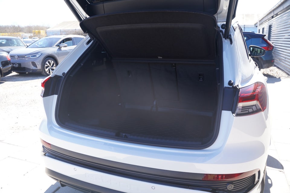 Audi Q4 e-tron 40 Attitude S-line 5d
