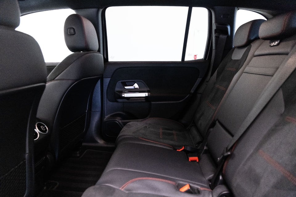 Mercedes EQB250+ AMG Advance 5d