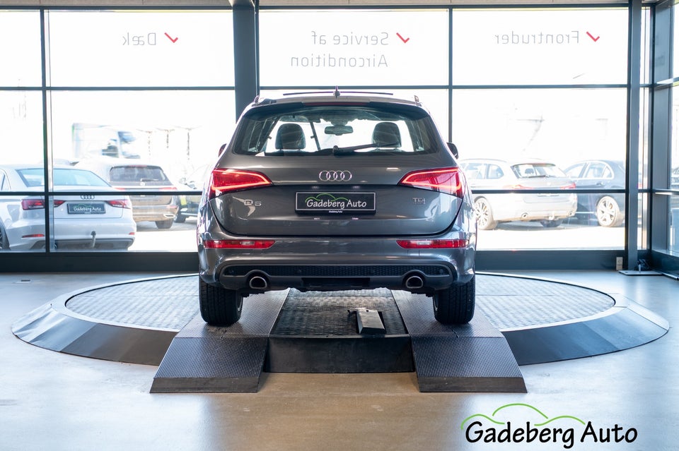 Audi Q5 3,0 TDi 245 S-line quattro S-tr. Van 5d