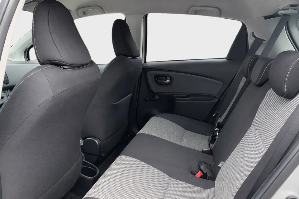 Toyota Yaris 1,5 Hybrid H1 e-CVT 5d