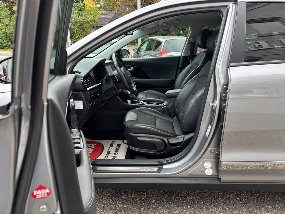 Kia Niro 1,6 PHEV Advance DCT 5d