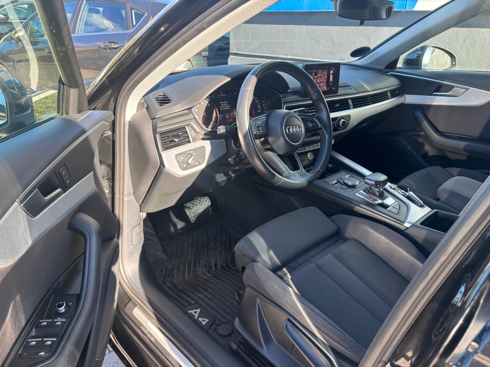 Audi A4 40 TFSi Advanced Avant S-tr. 5d